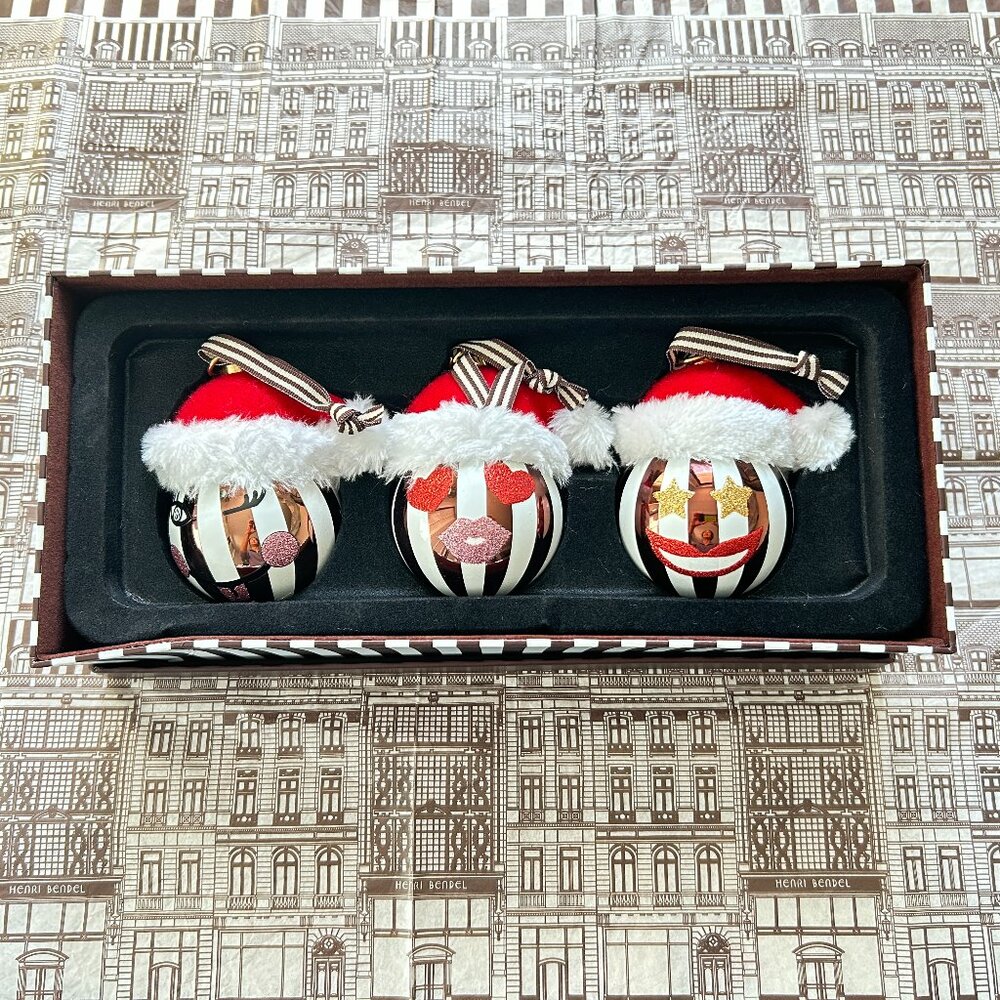 Henri Bendel Trio Ornament Set – NWT